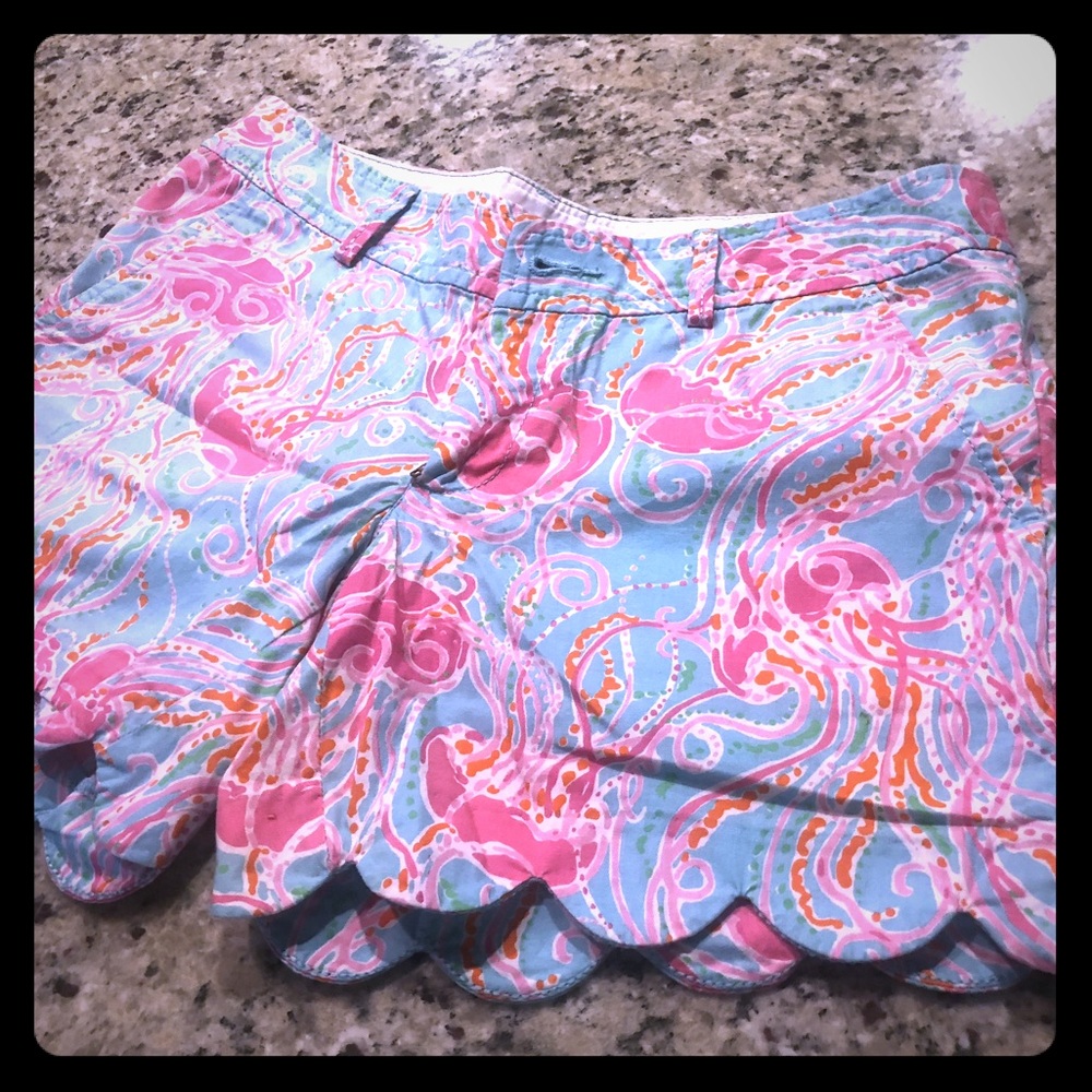 Authentic Lilly Pulitzer SIZE 6 “Buttercup” shorts